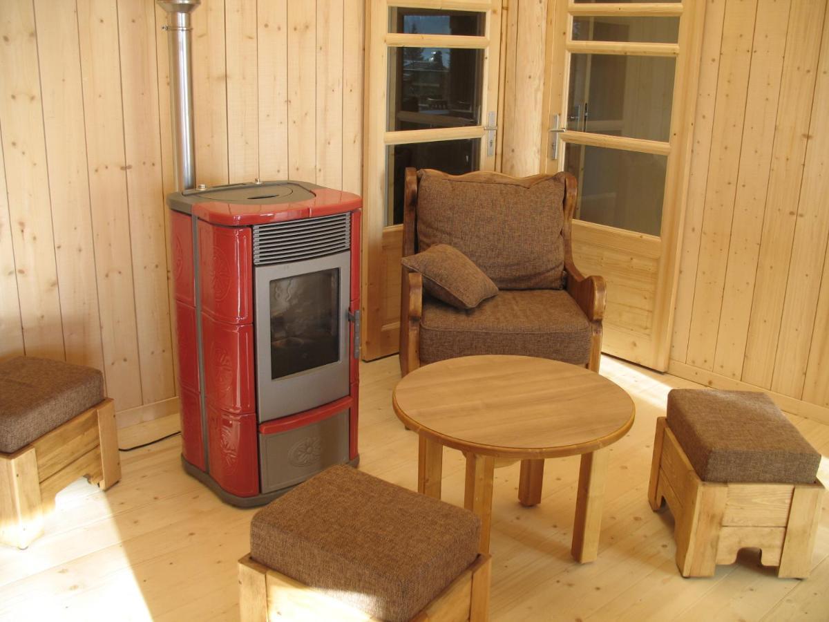 Апартаменты Les Loges Du Jura 4 Etoiles Nanchez Экстерьер фото