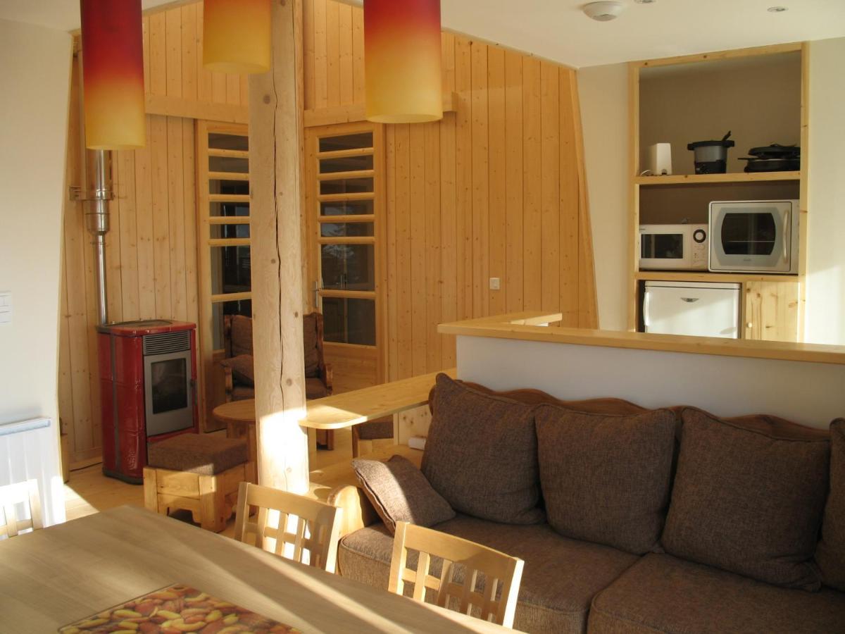 Апартаменты Les Loges Du Jura 4 Etoiles Nanchez Экстерьер фото